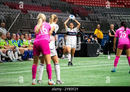 Vancouver, Canada. 1er octobre 2024. Vancouver, Colombie-Britannique, Canada, 1er octobre 2024 : Jourdan Ziff (21 Vancouver Whitecaps FC Girls Elite) en action lors du match de phase de groupes de la Coupe des Champions de la CONCACAF W entre Vancouver Whitecaps FC Girls Elite et San Diego Wave au BC place Stadium à Vancouver, Colombie-Britannique, Canada (USAGE ÉDITORIAL SEULEMENT). (Amy elle/SPP) crédit : photo de presse sportive SPP. /Alamy Live News Banque D'Images