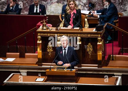 FRANCE-POLITIQUE-GOUVERNEMENT-PARLEMENT le premier ministre Michel Barnier a fortement contesté au Parlement par les partis de centre-gauche et de gauche lors de son discours de politique générale. Paris, le 1er octobre 2024. PARIS ILE-DE-FRANCE FRANCE COPYRIGHT : XANDREAXSAVORANIXNERIX FRANCE-POLITICS-GOVERNMENT-PARLI ASAVORANINERI-75 Banque D'Images