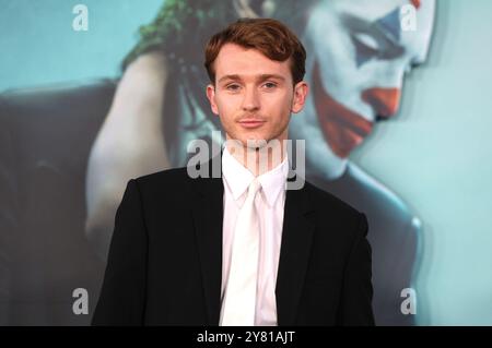 Harry Lawtey BEI der Premiere des Kinofilms 'Joker : folie à deux' im TCL Chinese Theatre. Los Angeles, 30.09.2024 Banque D'Images