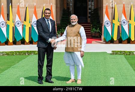 NEW DELHI, INDE - 1er OCTOBRE : le premier ministre Narendra Modi rencontre Andrew Holness, premier ministre de la Jamaïque, à Hyderabad House le 1er octobre 2024 à New Delhi, en Inde. (Photo Raj K Raj/Hindustan Times/Sipa USA) Banque D'Images