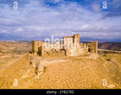 Château de Montearagón, XI siècle, municipalité de Quicena, Huesca, déclaré Monument National en 1931, cordillera pirenaica, provincia de Huesca, Ara Banque D'Images