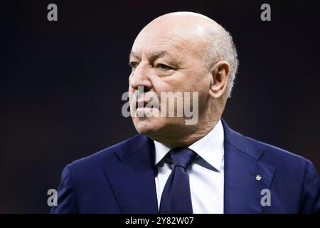 Milan, Italie. 1er octobre 2024. Giuseppe Marotta regarde avant le match de football de la phase de ligue de l'UEFA Champions League 2024/25 entre le FC Internazionale et le FK Crvena Zvezda. Crédit : Nicolò Campo/Alamy Live News Banque D'Images