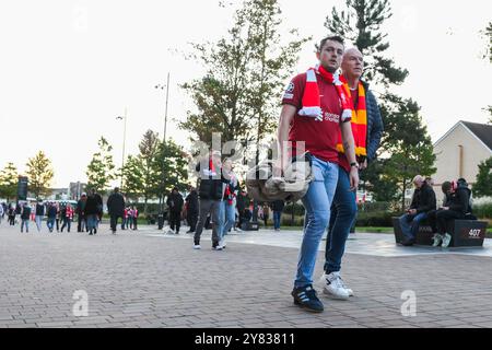 Liverpool, Royaume-Uni. 02 octobre 2024. Les fans de Liverpool arrivent à Anfield avant l'UEFA Champions League - League Stage match Liverpool vs Bologna à Anfield, Liverpool, Royaume-Uni, le 2 octobre 2024 (photo de Craig Thomas/News images) crédit : News images LTD/Alamy Live News Banque D'Images