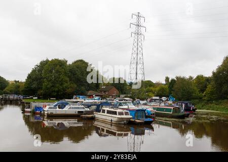 Marina de Tinsley sur le canal Sheffield & Tinsley Banque D'Images