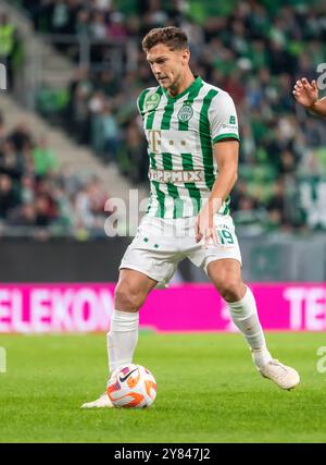 Budapest, Hongrie – 9 octobre 2022. Milieu de terrain Ferencvaros Balint Vecsei lors du match de Liga hongroise Ferencvaros vs Debrecen (2-0). Banque D'Images