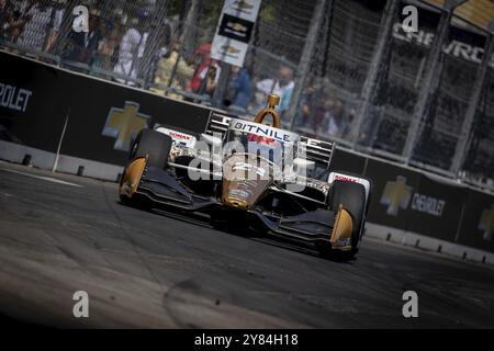 Le pilote INDYCAR, RINUS VEEKAY (21) de Hoofddorp, pays-Bas, parcourt les virages dans sa voiture Ed Carpenter Racing Chevrolet lors d'une session d'essais Banque D'Images