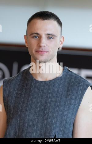 Donostia San Sebastian, Espagne. 27 septembre 2024. Iván Pellicer assiste au Photocall 'Querer' lors du 72e Festival international du film de San Sebastian au Palais Kursaal à Donostia-San Sebastian. Crédit : SOPA images Limited/Alamy Live News Banque D'Images