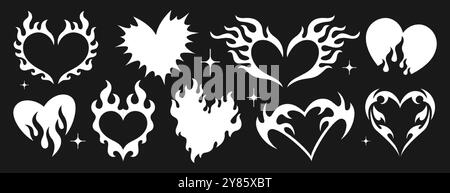 Tatouage néo tribal esthétique y2k en forme de coeur. Autocollants emo love néotribal blancs, éléments cyber sigilisme. Ornement de corps gothique. Goth dessiné à la main à la mode brûlant des coeurs sur des flammes de feu, brillantes étoiles scintillantes Illustration de Vecteur