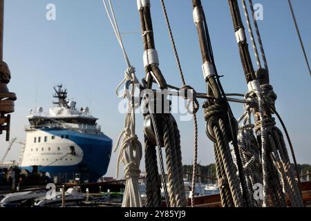 Gréement du voilier préservé 'Wyvern' (lancé en 1897) amarré à Stavanger, Norvège. Banque D'Images