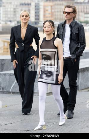 Noemie Merlant, Chacha Huang et Will Sharpe ont assisté à la conférence photo 'Emmanuelle' lors du 72e Festival international du film de San Sebastian au Kursaal Palace le 20 septembre 2024 à Donostia/San Sebastian, Espagne crédit : SOPA images Limited/Alamy Live News Banque D'Images