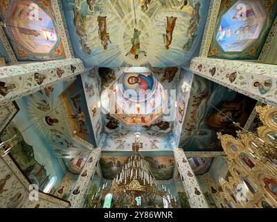 Intérieur de l'église orthodoxe russe d'Apostolou Andreas, Saint André, Sainte Métropole de Tamason et Oreinis, Episkopeio, Nicosie, Chypre Banque D'Images