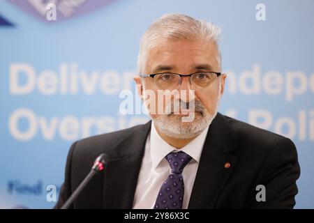 Mukesh Sharma, président du Conseil de police d'Irlande du Nord, lors d'une réunion du Conseil de police d'Irlande du Nord à Belfast. Date de la photo : jeudi 3 octobre 2024. Banque D'Images