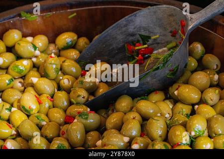 Journée de marché à Cannobio spécialités locales proposées- Verbania, Piémont, Italie, Europe Banque D'Images