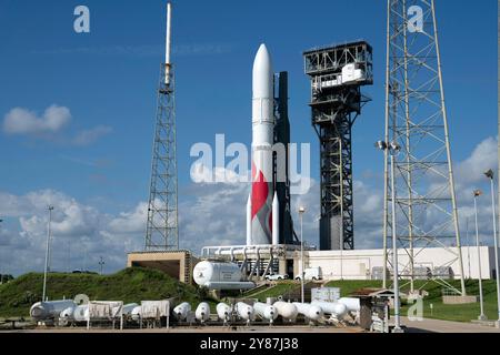 United Launch Alliance (ULA) a préparé sa fusée Vulcan pour le lancement de sa deuxième mission, Cert - 2, à partir du complexe de lancement 41 à la Station spatiale Cape Canaveral, en Floride, le jeudi 3 octobre 2024. Photo de Joe Marino/UPI crédit : UPI/Alamy Live News Banque D'Images