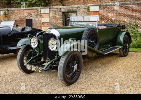 1930 Bentley 4½ litre. Concours of Elegance 2024, Hampton court Palace, Londres, Royaume-Uni Banque D'Images