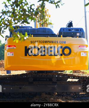 Excavatrice Kobelco SK350 LC sur un chantier de construction. Banque D'Images