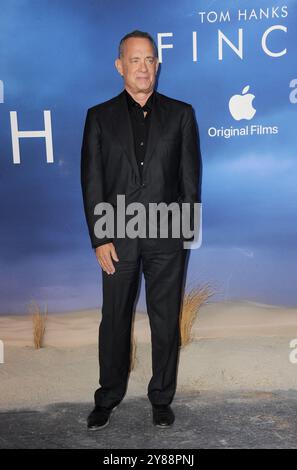 Tom Hanks à l'Apple Original films 'première de 'Finch' tenue au Pacific Design Center à West Hollywood, Etats-Unis, le 2 novembre 2021. Banque D'Images