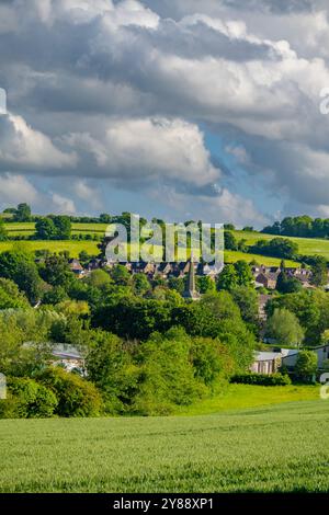 Regardant à travers la vallée de Darent vers Eynesford Kent Banque D'Images