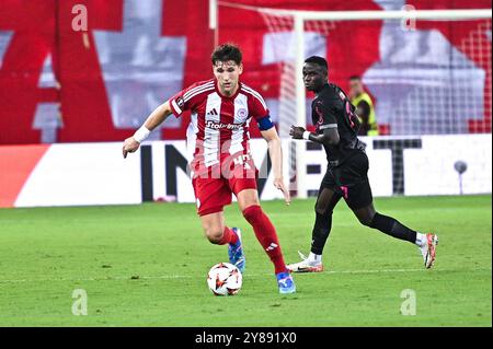 Pirée, Pirée, Grèce. 3 octobre 2024. 45 PANAGIOTIS RETSOS de l'Olympiacos FC joue lors du match Europa League, Journée 2 entre l'Olympiacos FC et le SC Braga au stade Georgios Karaiskakis le 3 octobre 2024, au Pirée, en Grèce. (Crédit image : © Stefanos Kyriazis/ZUMA Press Wire) USAGE ÉDITORIAL SEULEMENT! Non destiné à UN USAGE commercial ! Banque D'Images