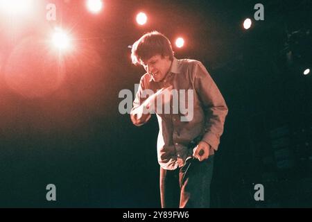 Copenhague, Danemark. 02 octobre 2024. Le chanteur américain John Maus donne un concert au Pumpehuset à Copenhague. Banque D'Images