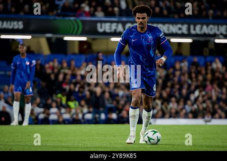 Londres, Royaume-Uni. 03 Oct, 2024. Londres, Angleterre, 04 octobre 2024 : Renato Veiga (40 Chelsea) en action lors du match de l'UEFA Conference League entre Chelsea et Gand au Stamford Bridge à Londres, en Angleterre. (Pedro Porru/SPP) crédit : SPP Sport Press photo. /Alamy Live News Banque D'Images