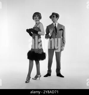 DAS Duo Elia und Bob Carley BEI einem shooting im Fotostudio à Ost-Berlin, DDR 1967. 91010000226 Banque D'Images