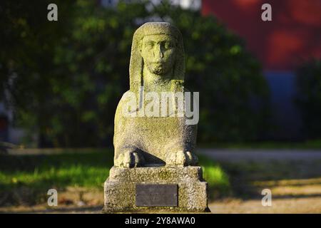 Statue historique de Sphinx à la mairie de Bergedorf, Hambourg, Allemagne, Historische Sphinx-Statue am Rathaus à Bergedorf, Allemagne Banque D'Images