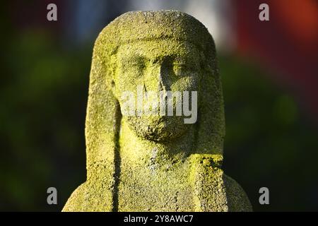 Statue historique de Sphinx à la mairie de Bergedorf, Hambourg, Allemagne, Historische Sphinx-Statue am Rathaus à Bergedorf, Allemagne Banque D'Images