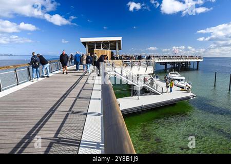 Die neue Seebrücke an der Ostsee à Haffkrug, Scharbeutz, Schleswig-Holstein, Deutschland *** le nouveau quai sur la mer Baltique à Haffkrug, Scharbeutz, Schleswig Holstein, Allemagne Banque D'Images