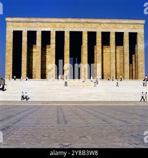 DAS Anitkabir AnÄtkabir Mausoleum, erbaut durch Atatürk, in der Hauptstadt Anakara, Türkei um 1988. 900200000729 Banque D'Images