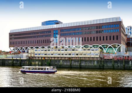 Le Westfield Hamburg-Überseequartier en construction dans la Hafencity de Hambourg, Allemagne, Das im Bau befindliche Westfield Hamburg-Überseequartie Banque D'Images