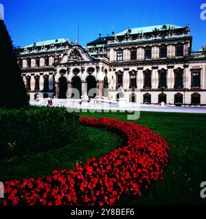 Blick auf das Schloss Oberes Belvedere in Wien, Österreich um 1981. 90040000096 Banque D'Images