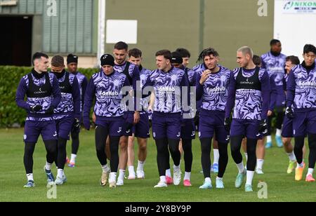 Secteur est. Ormiston.Tranent.East Lothian.Scotland.UK.4th Oct 24 session de formation hibernienne pour Scottish Premiership match contre Motherwell . Hibernien pendant la session. Crédit : eric mccowat/Alamy Live News Banque D'Images