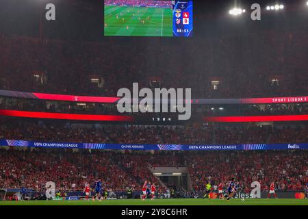 Lisboa, Portugal. 02 octobre 2024. Portugal, Lisbonne 2. Octobre 2024 UEFA Champions League phase 2024/25 Journée 2, S.L.Benfica - Atletico de Madrid v.l., Anzeigetafel 4:0, Spielszene crédit : dpa/Alamy Live News Banque D'Images