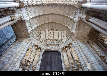 Cathédrale notre Dame de Chartres France Banque D'Images