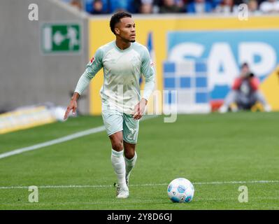 GER, Sinsheim, 1. Bundesliga, football, TSG Hoffenheim - SV Werder Brême, PreZero Arena, 29 septembre 2024, match de championnat, 5e journée, hommes, saison 2024/25 Felix Agu (SV Werder Brême, 27) crédit : HMB Media/Heiko Becker/Alamy Archival Banque D'Images