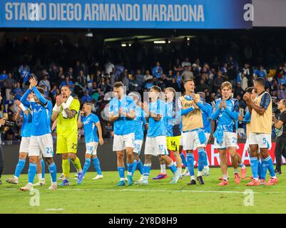 Naples, Campanie, ITALIE. 4 octobre 2024. Pendant le match de football du 04/10/2024, valable pour le championnat italien Serie A - 2024/25 à Naples au Diego Armando Maradona Stadium entre SSC Napoli vs FC Como. Sur la photo : (crédit image : © Fabio Sasso/ZUMA Press Wire) USAGE ÉDITORIAL SEULEMENT! Non destiné à UN USAGE commercial ! Crédit : ZUMA Press, Inc/Alamy Live News Banque D'Images