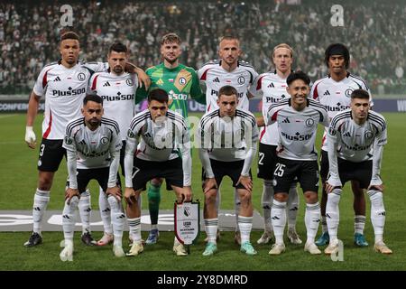 Varsovie, Pologne. 03 Oct, 2024. Équipe de Legia Warszawa vue lors du match de l'UEFA Conference League 2024/2025 entre Legia Warszawa - Real Betis Balompie au stade municipal Marshall Jozef Pilsudskis de Legia Varsovie. Score final : Legia Warszawa 1:0 Real Betis Balompie. (Photo de Grzegorz Wajda/SOPA images/SIPA USA) crédit : SIPA USA/Alamy Live News Banque D'Images
