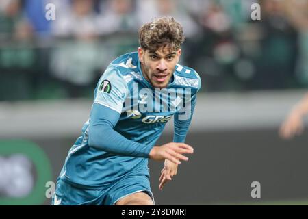 Varsovie, Pologne. 03 Oct, 2024. ABDE Ezzalzouli du Real Betis Balompie vu lors du match de l'UEFA Conference League 2024/2025 entre Legia Warszawa et Real Betis Balompie au stade municipal Marshall Jozef Pilsudskis de Legia Varsovie. Score final : Legia Warszawa 1:0 Real Betis Balompie. (Photo de Grzegorz Wajda/SOPA images/SIPA USA) crédit : SIPA USA/Alamy Live News Banque D'Images