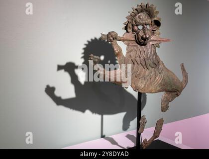 Christie's est une maison de vente aux enchères de luxe située à Rockefeller Center, New York City, USA 2024 Banque D'Images