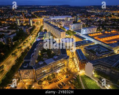 Ferdinandplatz avec UFA Palast, Rundkino et Prager Strasse, vue aérienne nocturne de Dresde, Dresde, Saxe, Allemagne, Europe Banque D'Images