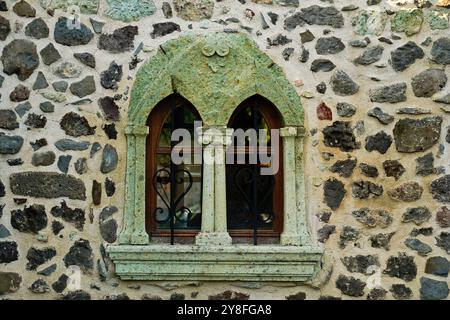 L'église Santa Maria di Bonacardu et l'église romane Nostra Signora di Bonacatu, Bonacardu, Province de Sassari, Sardaigne, Italie Banque D'Images