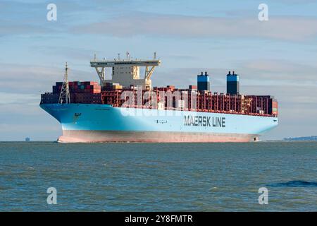 Milan Maersk est un transporteur de conteneurs ultralarge de classe Triple E exploité par la compagnie maritime danoise Maersk Line. Banque D'Images