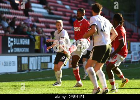 Londres, Angleterre. 5 octobre 2024. Chuks Aneke pendant le match Sky Bet EFL League One entre Charlton Athletic et Birmingham City à The Valley, Londres. Kyle Andrews/Alamy Live News Banque D'Images