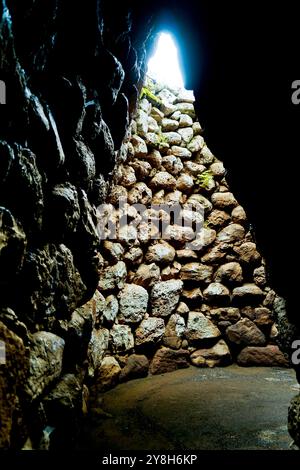 Nuraghe Losa Abbasanta. Silanus, Province de Nuoro, Sardaigne, Italie Banque D'Images