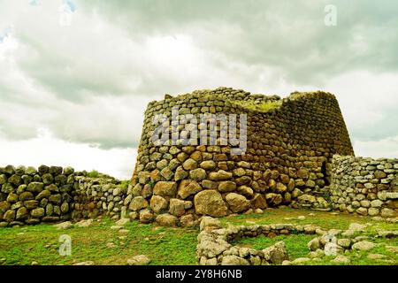 Nuraghe Losa Abbasanta. Silanus, Province de Nuoro, Sardaigne, Italie Banque D'Images