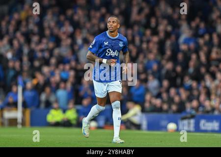 Ashley Young d'Everton lors du match de premier League Everton vs Newcastle United au Goodison Park, Liverpool, Royaume-Uni, le 5 octobre 2024 (photo de Cody Froggatt/News images) Banque D'Images