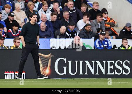 Le manager de l'AFC Bournemouth, Andoni Iraola, lors du match de premier League entre Leicester City et l'AFC Bournemouth au King Power Stadium de Leicester, en Angleterre. (James Holyoak/SPP) crédit : SPP Sport Press photo. /Alamy Live News Banque D'Images