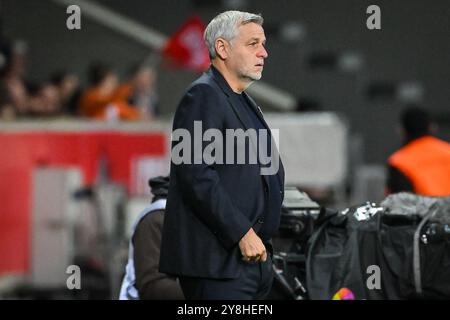 5 octobre 2024, Villeneuve-D'ascq, France, France : Bruno GENESIO de Lille lors du match de Ligue 1 entre Lille OSC (LOSC) et Toulouse FC au stade Pierre Mauroy le 05 octobre 2024 à Villeneuve-d'Ascq près de Lille, France. (Crédit image : © Matthieu Mirville/ZUMA Press Wire) USAGE ÉDITORIAL SEULEMENT! Non destiné à UN USAGE commercial ! Banque D'Images