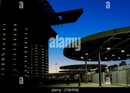 Milan, Italie. 24 août 2024. San Siro Stadium avant le match de football Serie A entre l'Inter et Torino au San Siro Stadium de Milan, Italie du Nord - samedi 5 octobre 2024. Sport - Soccer . (Photo de Spada/Lapresse) crédit : LaPresse/Alamy Live News Banque D'Images